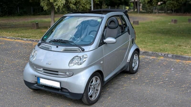 Silber Gebraucht 2001 Smart ForTwo Cabrio Cabrio | 2.900 € (Fairer Preis) - Bild 1/4