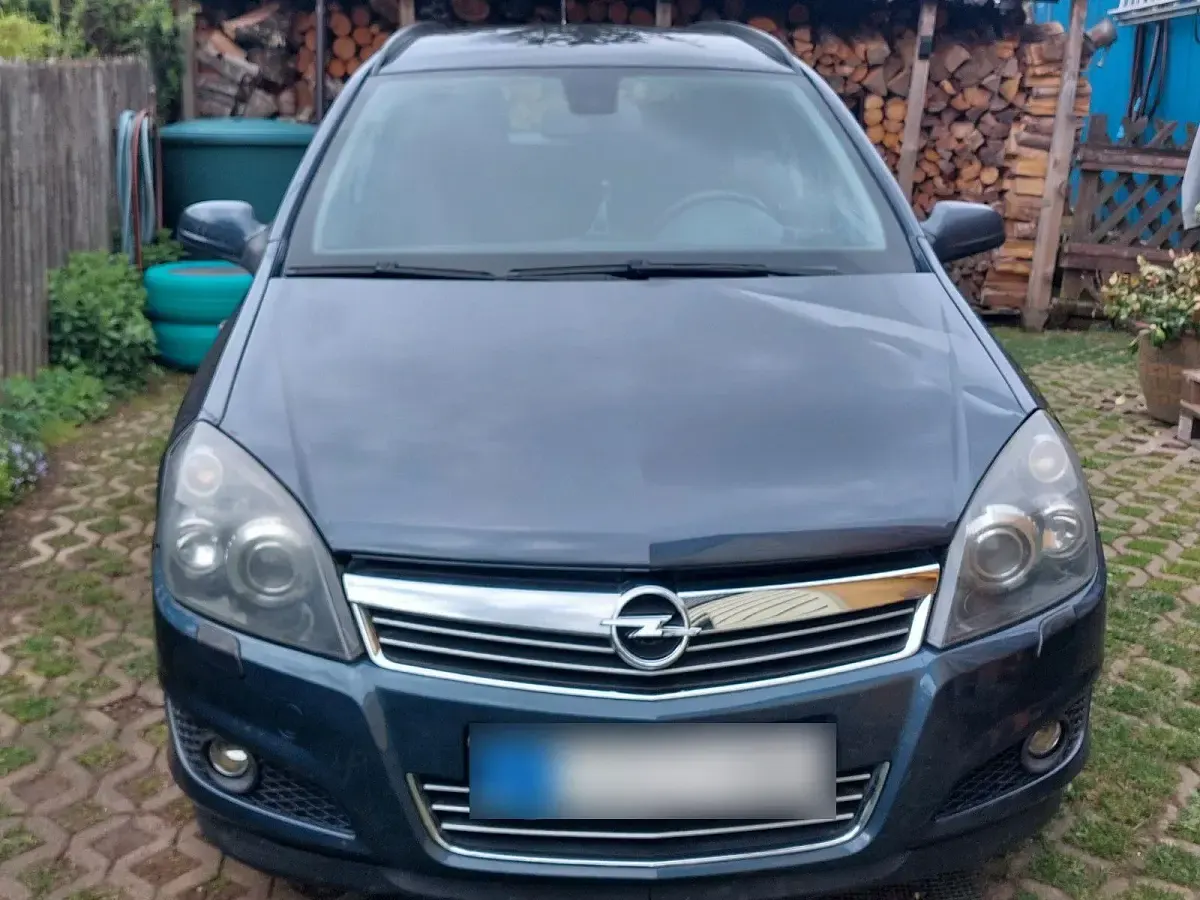 Gebraucht Opel Astra 116 PS (85 kW) 2009 Kombi