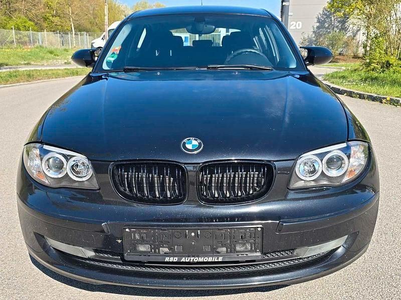 Gebraucht BMW 118 143 PS (105 kW) 2008 Schwarz Kleinwagen