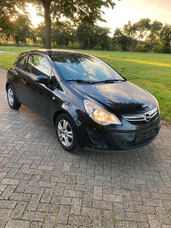 Schwarz Gebraucht 2013 Opel Corsa Kleinwagen | 1.450 € (Superpreis) - Bild 1/4