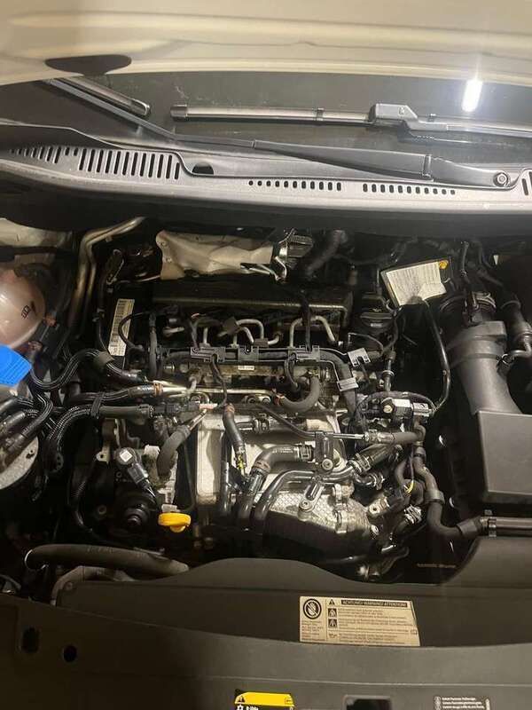 Weiß Gebraucht 2017 VW Caddy Van / Kleinbus | 10.300 € (Fairer Preis) - Bild 1/4
