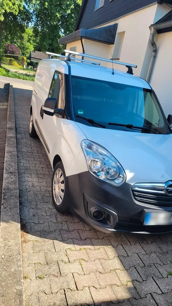 Gebraucht Opel Combo 105 PS (77 kW) 2015 Weiß Van / Kleinbus