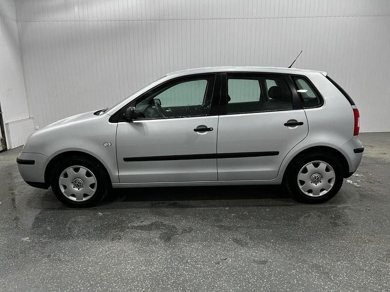 Gebraucht VW Polo 75 PS (55 kW) 2004 Silber Kleinwagen