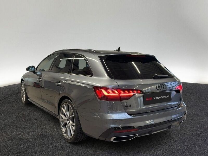 Gebraucht Audi A4 S-Line 150 PS (110 kW) 2023 Daytonagrau perleffekt Kombi