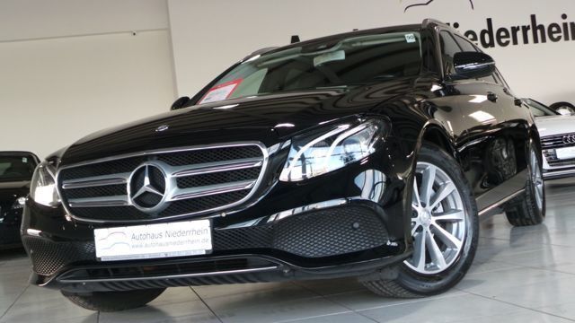Gebraucht Mercedes E220 Avantgarde 194 PS (142 kW) 2016 Schwarz metallic Kombi