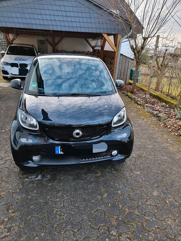 Schwarz Gebraucht 2019 Smart ForTwo Coupé Passion Kleinwagen | 11.400 € (Fairer Preis) - Bild 1/4