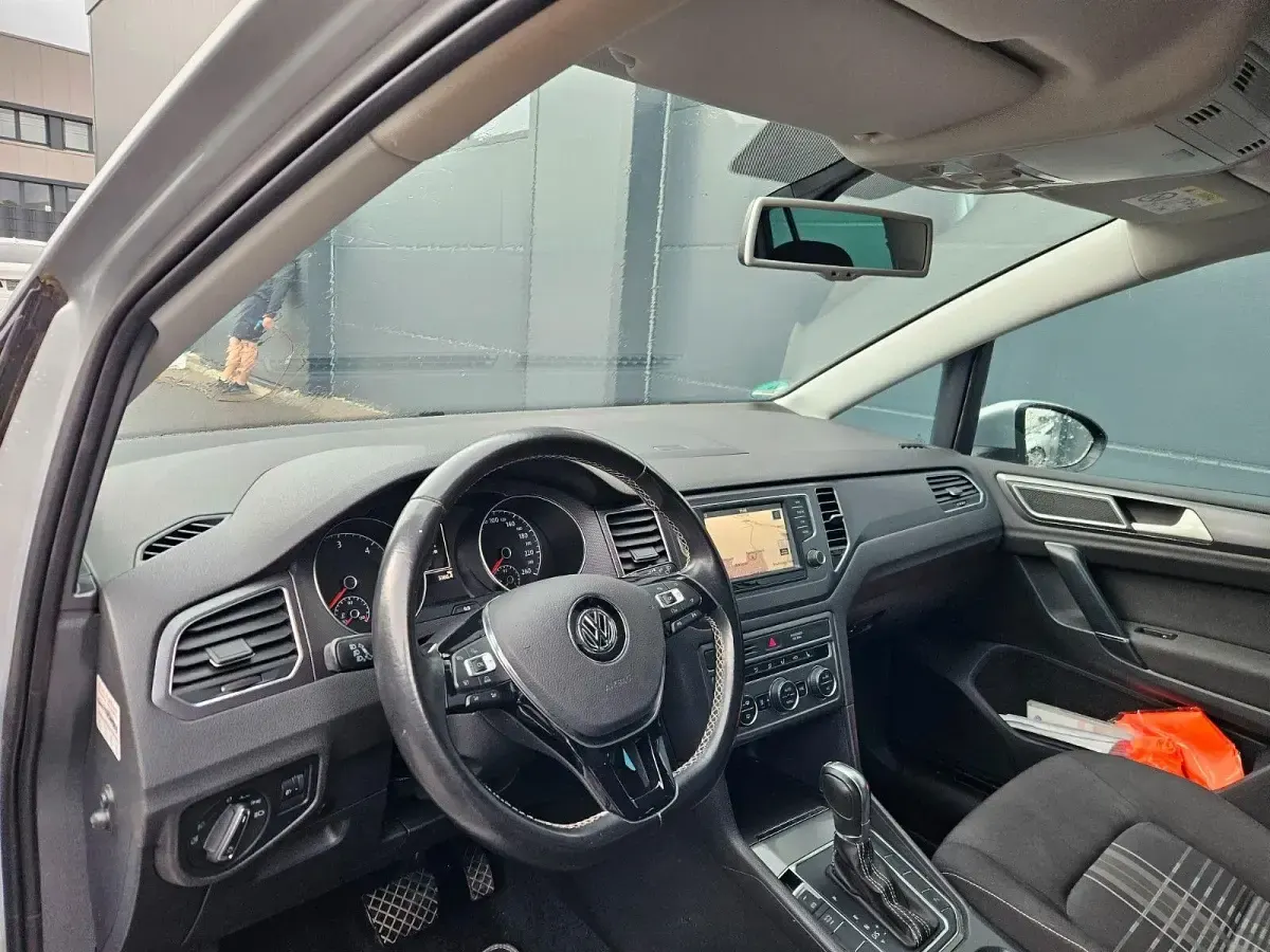 Gebraucht VW Golf Sportsvan Allstar 110 PS (80 kW) 2015 Silber Van / Kleinbus