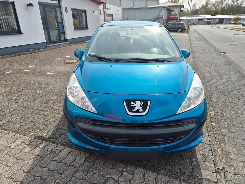 Gebraucht Peugeot 207 88 PS (64 kW) 2006 Blau Kleinwagen