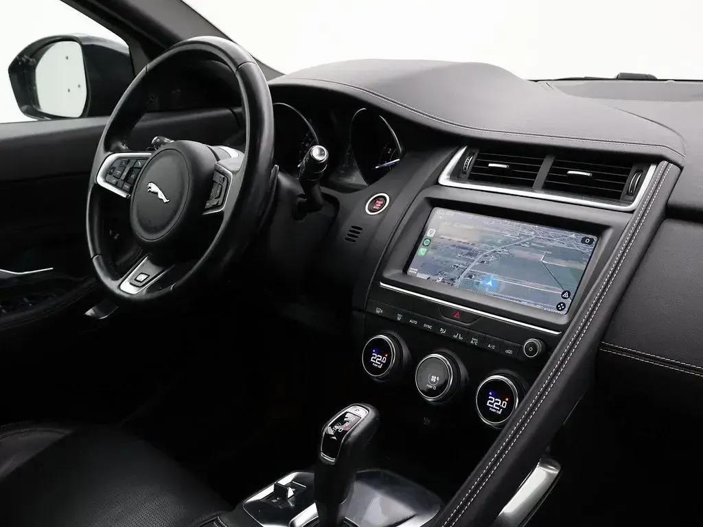Gebraucht Jaguar E-Pace R-Dynamic 249 PS (183 kW) 2019 Grau SUV