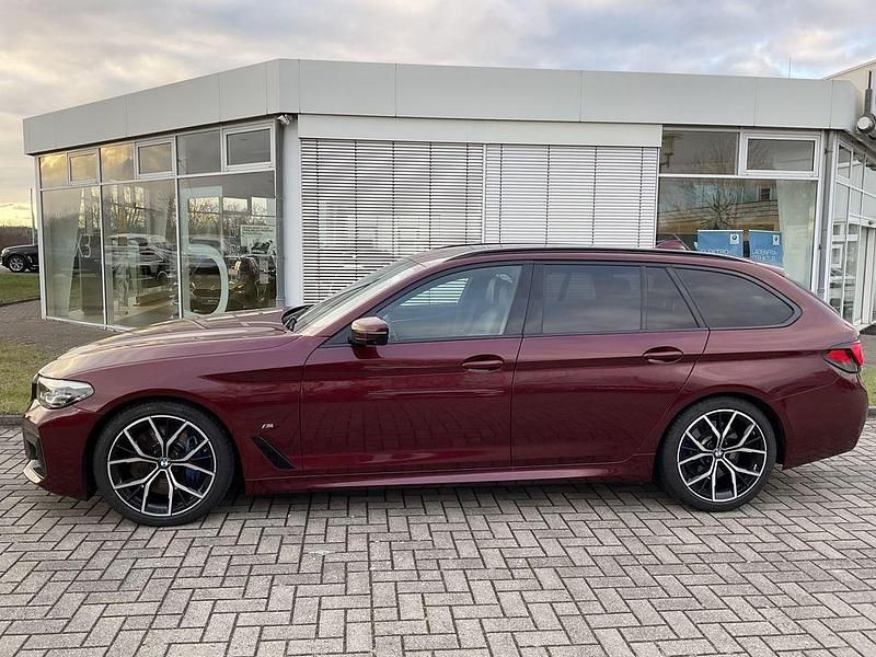 Gebraucht BMW 540 M Sport 340 PS (250 kW) 2021 Rot Limousine