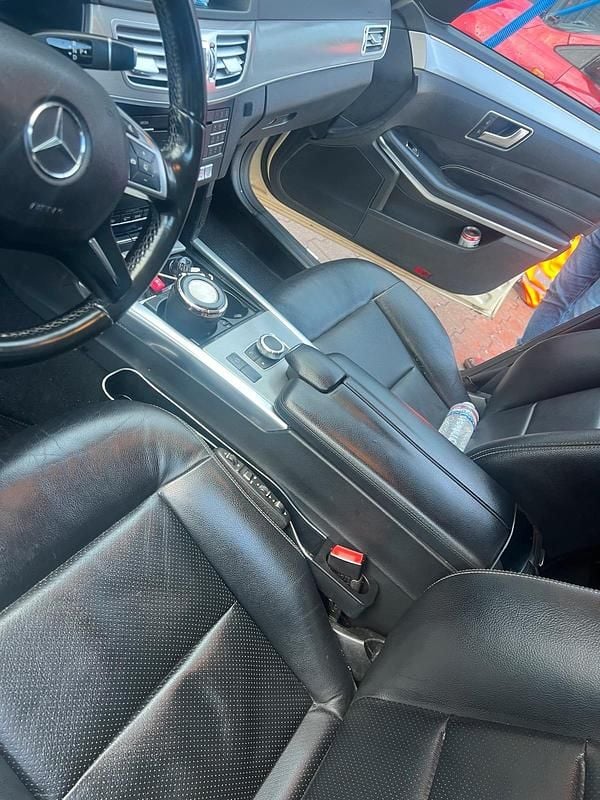 Gebraucht Mercedes E220 2015 Gelb Kombi