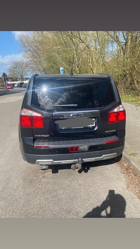 Gebraucht Chevrolet Orlando 163 PS (119 kW) 2012 Schwarz Van / Kleinbus