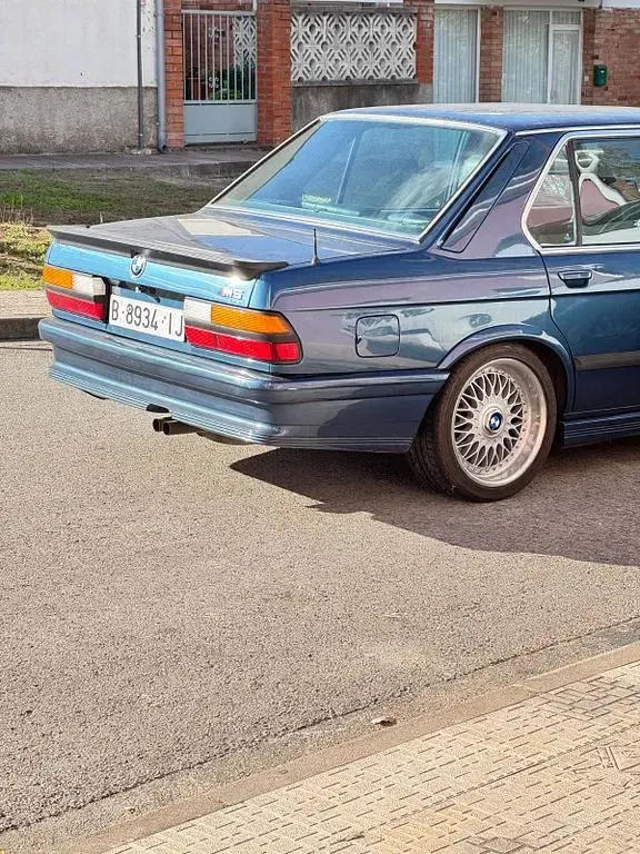 Gebraucht BMW M5 Performance 286 PS (210 kW) 1987 Blau Limousine