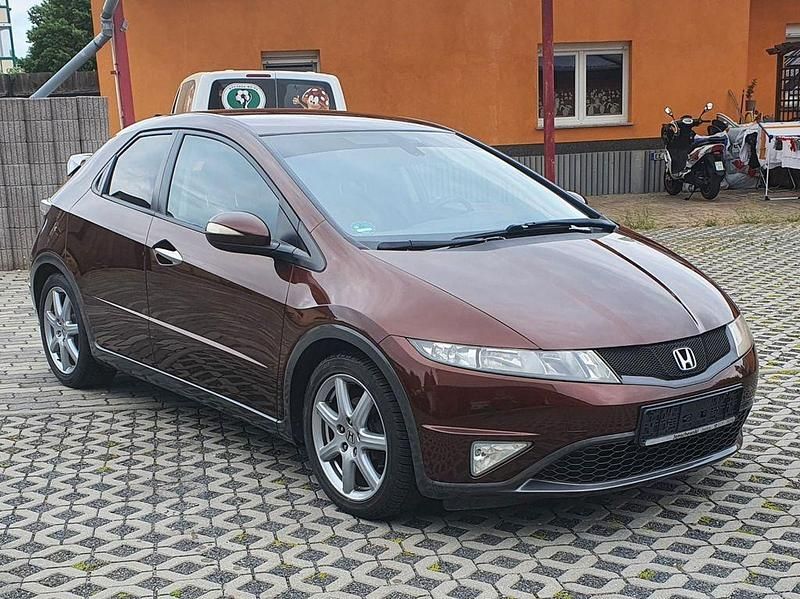 Braun Gebraucht 2011 Honda Civic Type S Limousine | 9.500 € (Teuer) - Bild 1/4