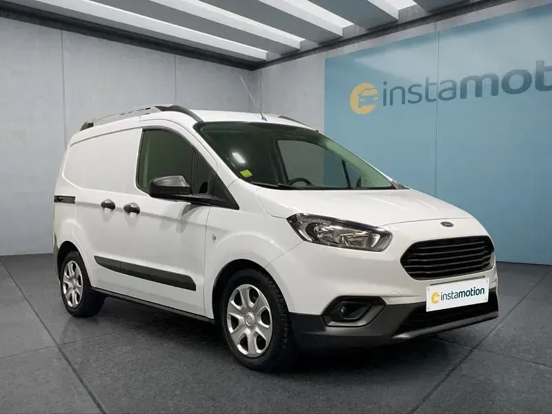 Gebraucht Ford Transit 101 PS (74 kW) 2023 Weiß Limousine