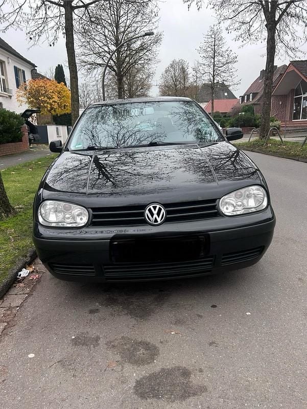Schwarz Gebraucht 2002 VW Golf IV Kleinwagen | 1.600 € (Guter Preis) - Bild 1/4