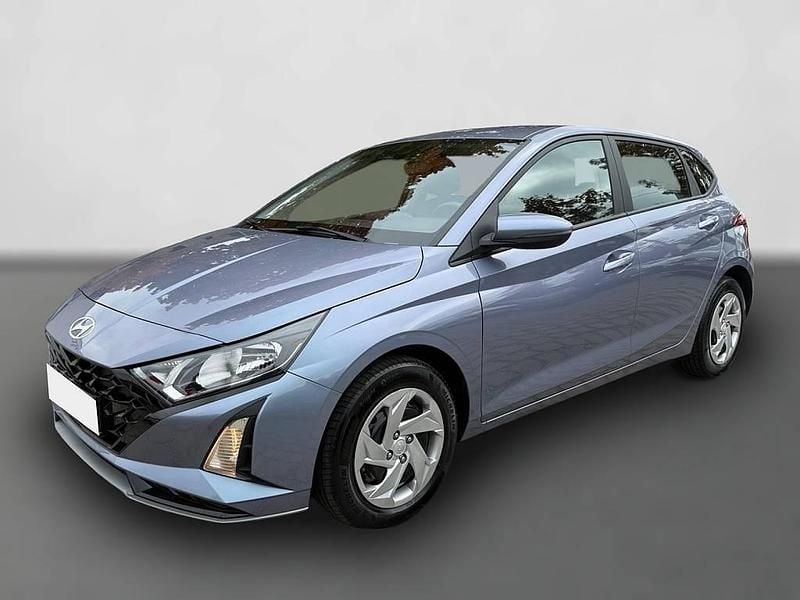 Gebraucht Hyundai i20 Essential 101 PS (74 kW) 2024 Grau Kleinwagen