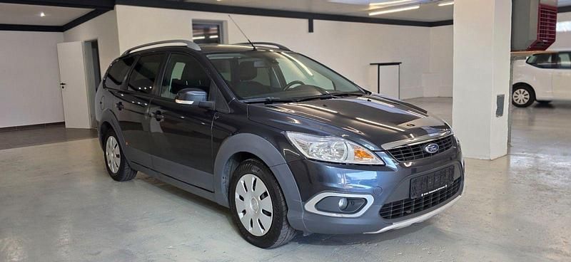 Gebraucht Ford Focus Style 101 PS (74 kW) 2009 Grau Kombi