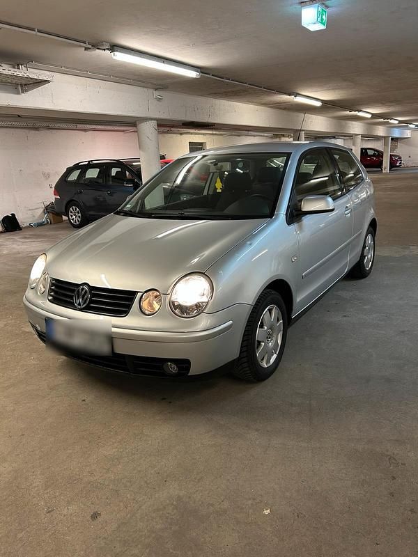 Gebraucht VW Polo 75 PS (55 kW) 2003 Grau Kleinwagen