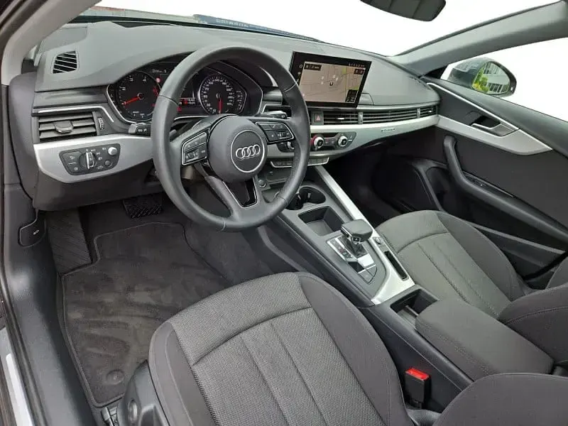 Gebraucht Audi A4 Advanced Plus 204 PS (150 kW) 2023 Manhattangrau metallic Kombi