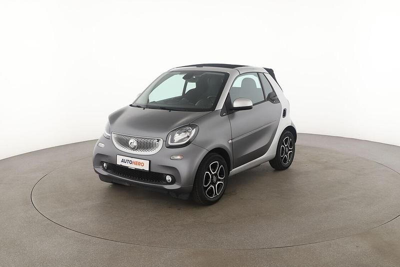 Grau Gebraucht 2017 Smart ForTwo Coupé Basis Kleinwagen | 15.330 € (Etwas zu teuer) - Bild 1/3