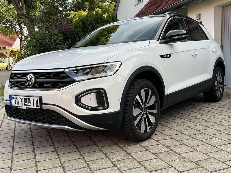 Gebraucht VW T-Roc Move 150 PS (110 kW) 2024 Weiß SUV