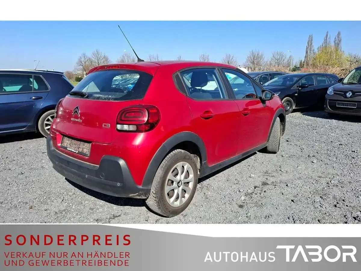 Used Citroën C3 Feel 82 HP (60 kW) 2019 Red Hatchback