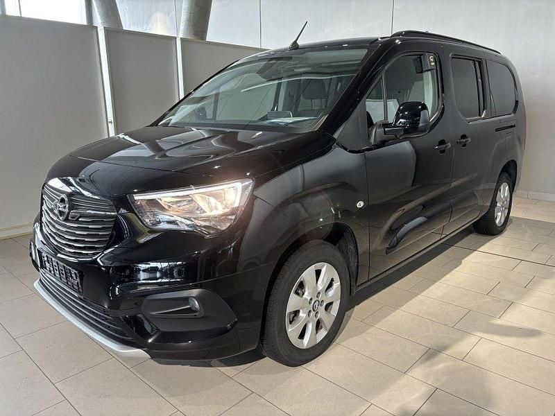Karbon schwarz metallic Gebraucht 2023 Opel Combo-e Life XL Ultimate Van / Kleinbus | 23.490 € (Guter Preis) - Bild 1/4
