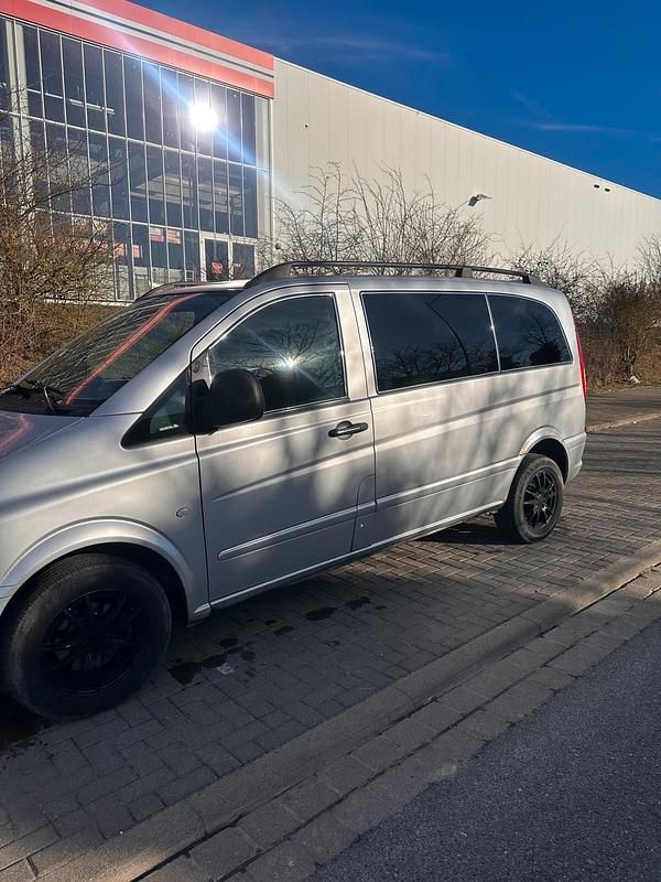 Gebraucht Mercedes C220 150 PS (110 kW) 2006 Silber Van / Kleinbus