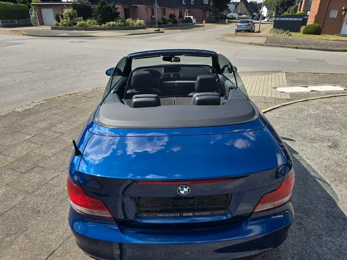 Gebraucht BMW 118 Cabriolet 143 PS (105 kW) 2009 Blau Cabrio