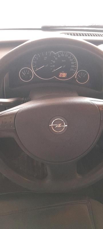 Gebraucht Opel Corsa 60 PS (44 kW) 2003 Kleinwagen