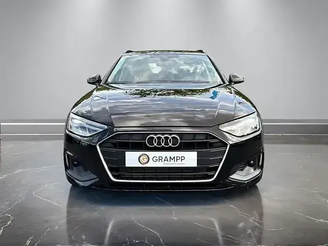 Gebraucht Audi A4 Sport 150 PS (110 kW) 2023 Schwarz Kombi