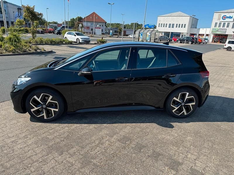Gebraucht VW ID.3 Comfortline 150 kW (204 PS) 2023 Schwarz Kleinwagen