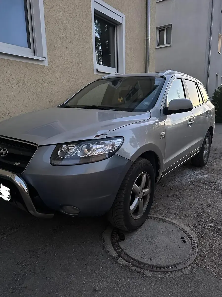 Gebraucht Hyundai Santa Fe 155 PS (114 kW) 2009 Grau SUV