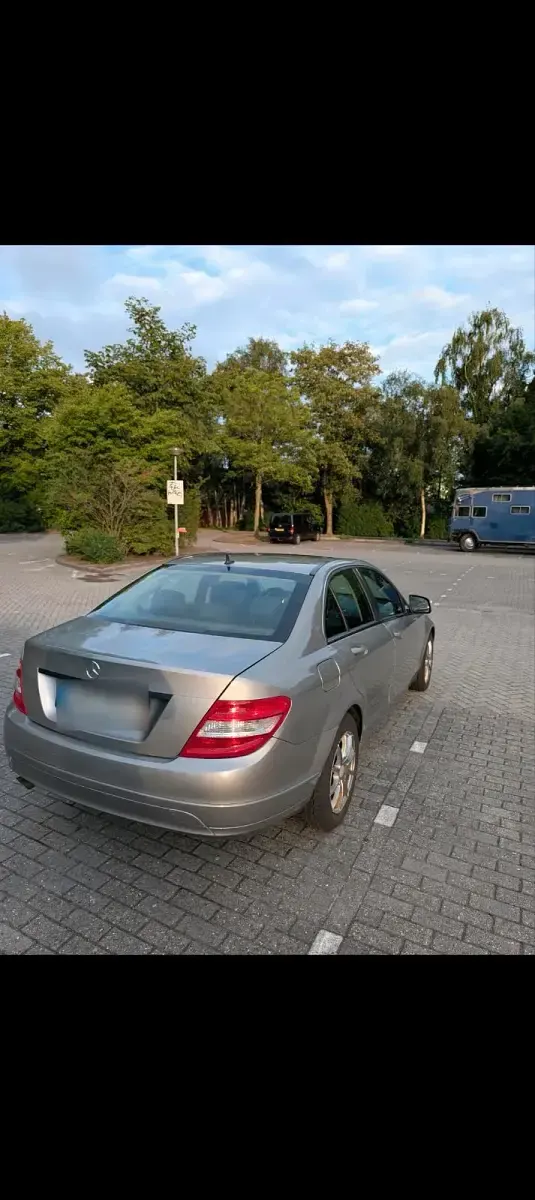 Gebraucht Mercedes C200 136 PS (100 kW) 2008 Silber Limousine