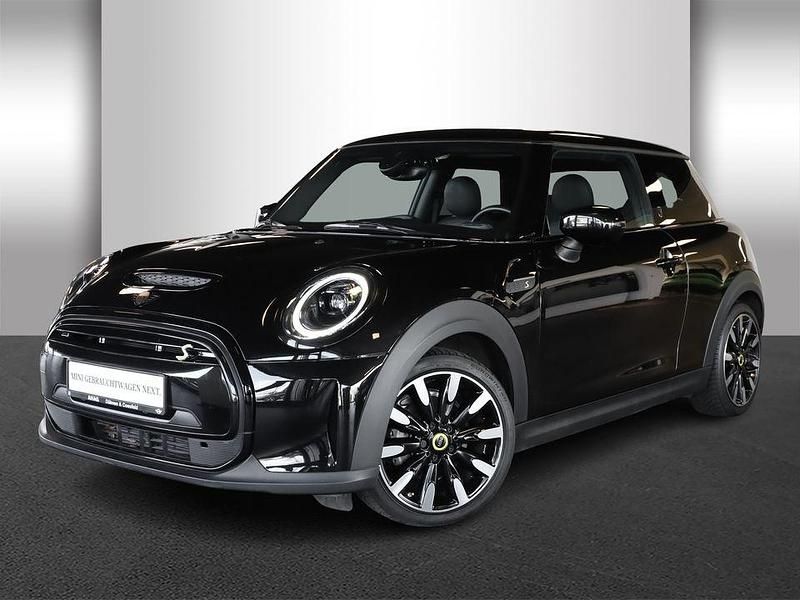 Gebraucht Mini Cooper SE 135 kW (184 PS) 2021 Schwarz Kleinwagen