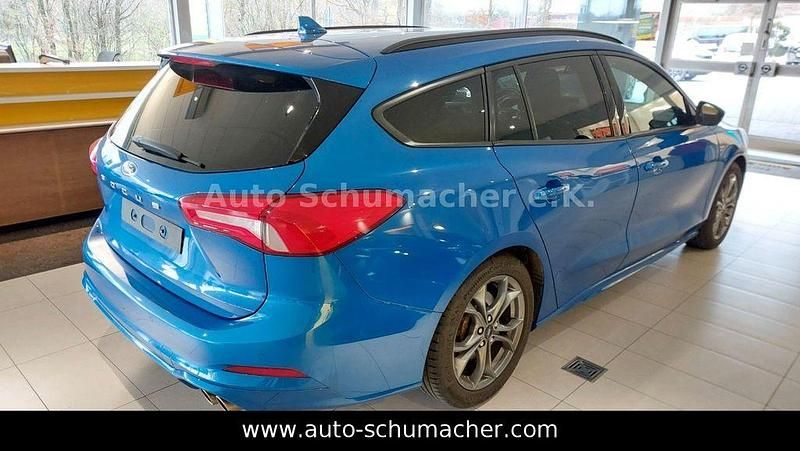 Gebraucht Ford Focus ST-Line 150 PS (110 kW) 2018 Blau Limousine