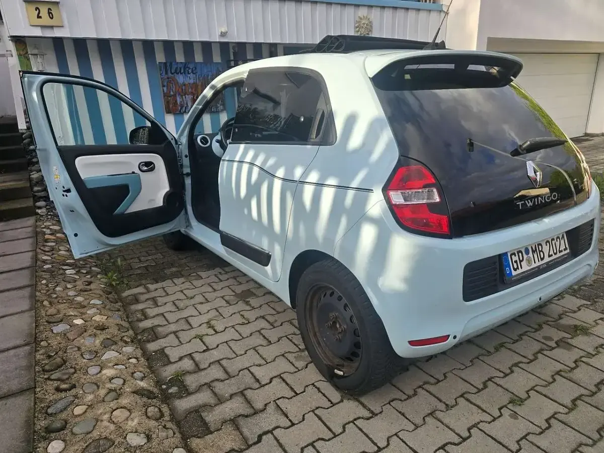 Gebraucht Renault Twingo Intens 90 PS (66 kW) 2019 Blau Kleinwagen