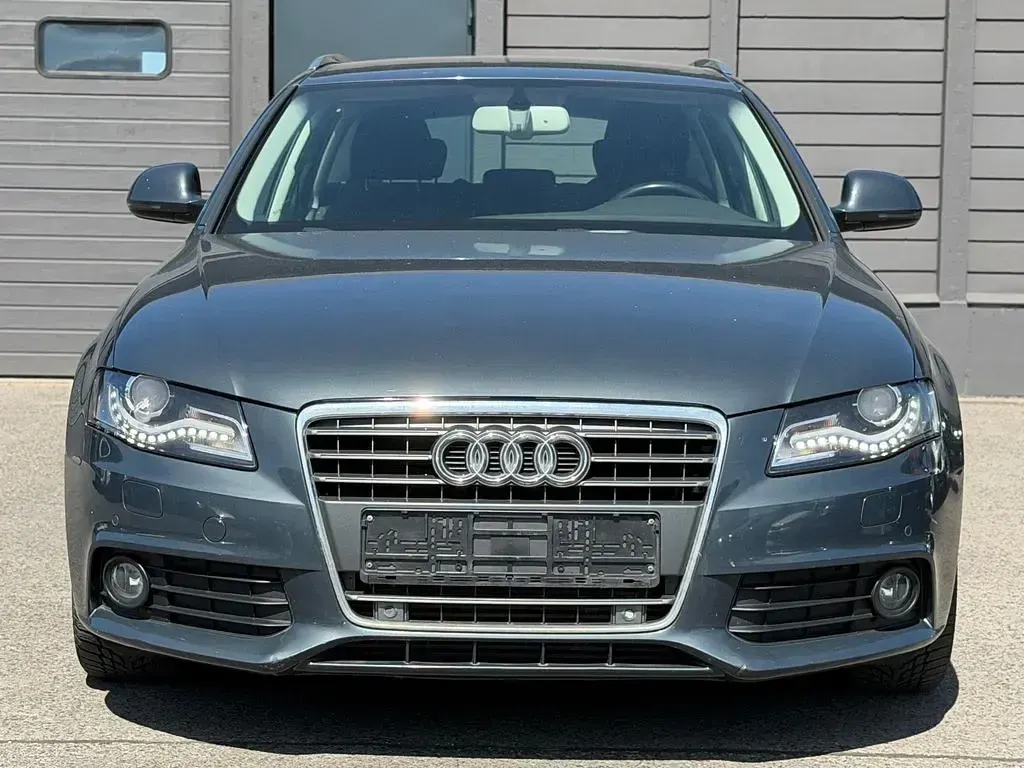 Gebraucht Audi A4 Attraction 190 PS (139 kW) 2009 Grau Kombi