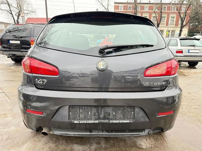 Gebraucht Alfa Romeo 147 120 PS (88 kW) 2007 Schwarz Kleinwagen
