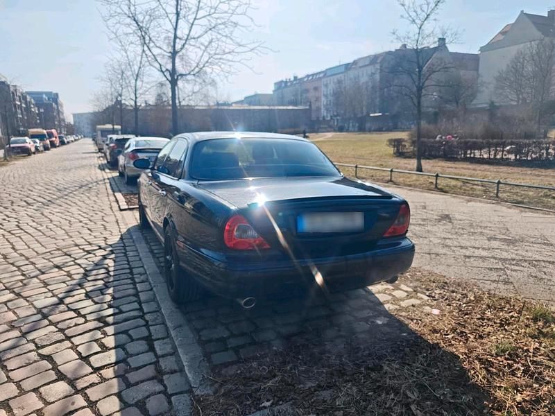 Gebraucht Jaguar XJ8 299 PS (219 kW) 2004 Schwarz Limousine