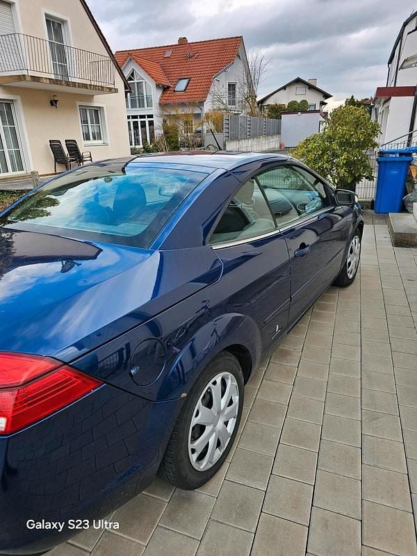 Gebraucht Ford Focus Cabriolet 150 PS (110 kW) 2009 Blau Cabrio