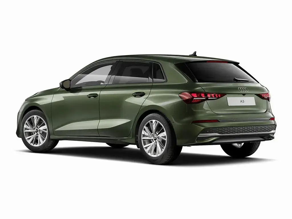 Używany Audi A3 Advanced 150 KM (110 kW) 2025 Zielony Sedan/Limuzyna