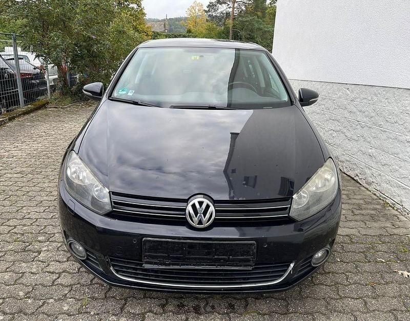 Gebraucht VW Golf VI Highline 122 PS (89 kW) 2009 Deep black perleffekt Kleinwagen