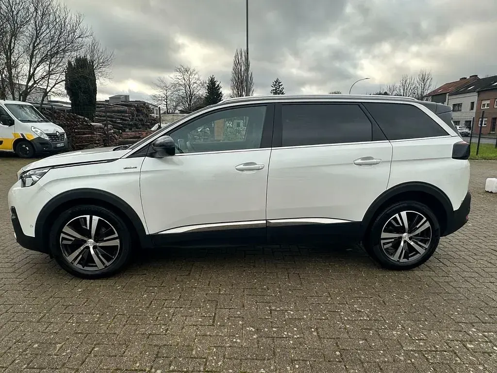 Gebraucht Peugeot 5008 GT-line 181 PS (133 kW) 2020 Weiß Van / Kleinbus