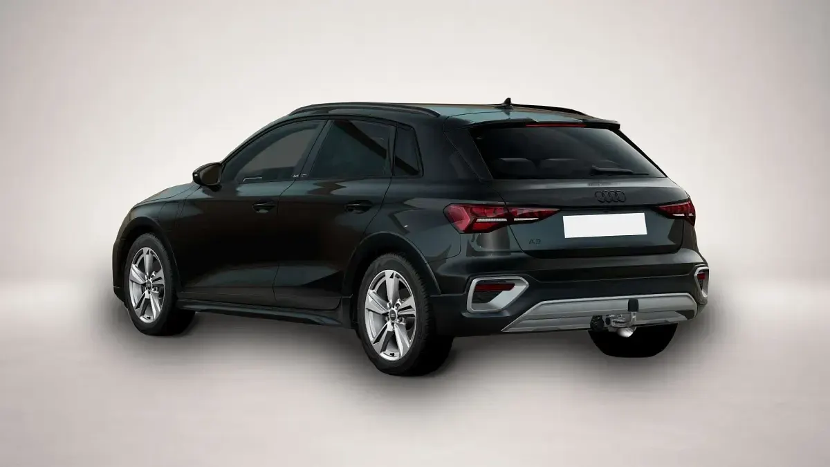 Gebraucht Audi A3 S-Line 204 PS (150 kW) 2025 Mythosschwarz metallic Limousine