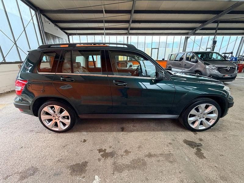 Gebraucht Mercedes GLK320 224 PS (164 kW) 2009 Grün SUV