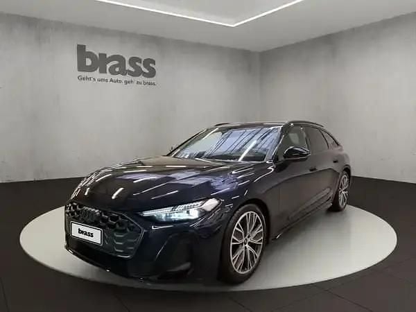 Firmamentblau metallic Neu 2025 Audi A5 Ambiente Coupé | 73.900 € - Bild 1/4