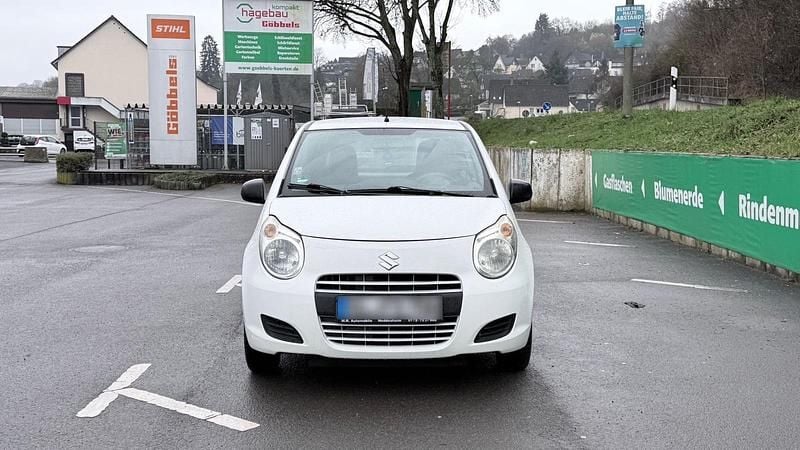 Gebraucht Suzuki Alto 68 PS (50 kW) 2009 Weiß Kleinwagen