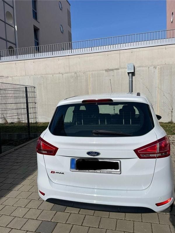 Gebraucht Ford B-MAX SYNC Edition 90 PS (66 kW) 2017 Weiß Van / Kleinbus